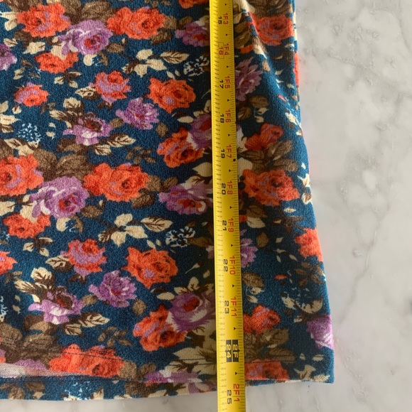 Wonderland by Orange sweater - Picture 10 of 10